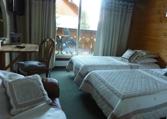 Les Ancolies 3* Куршевель