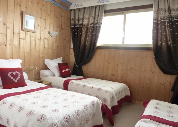 Отель Les Ancolies 3*