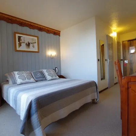 Les Ancolies 谷雪维尔